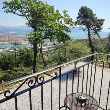 Belvedere 9 Фермерский дом Специя
