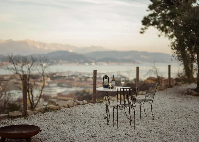 Κατάλυμα σε φάρμα Belvedere 9